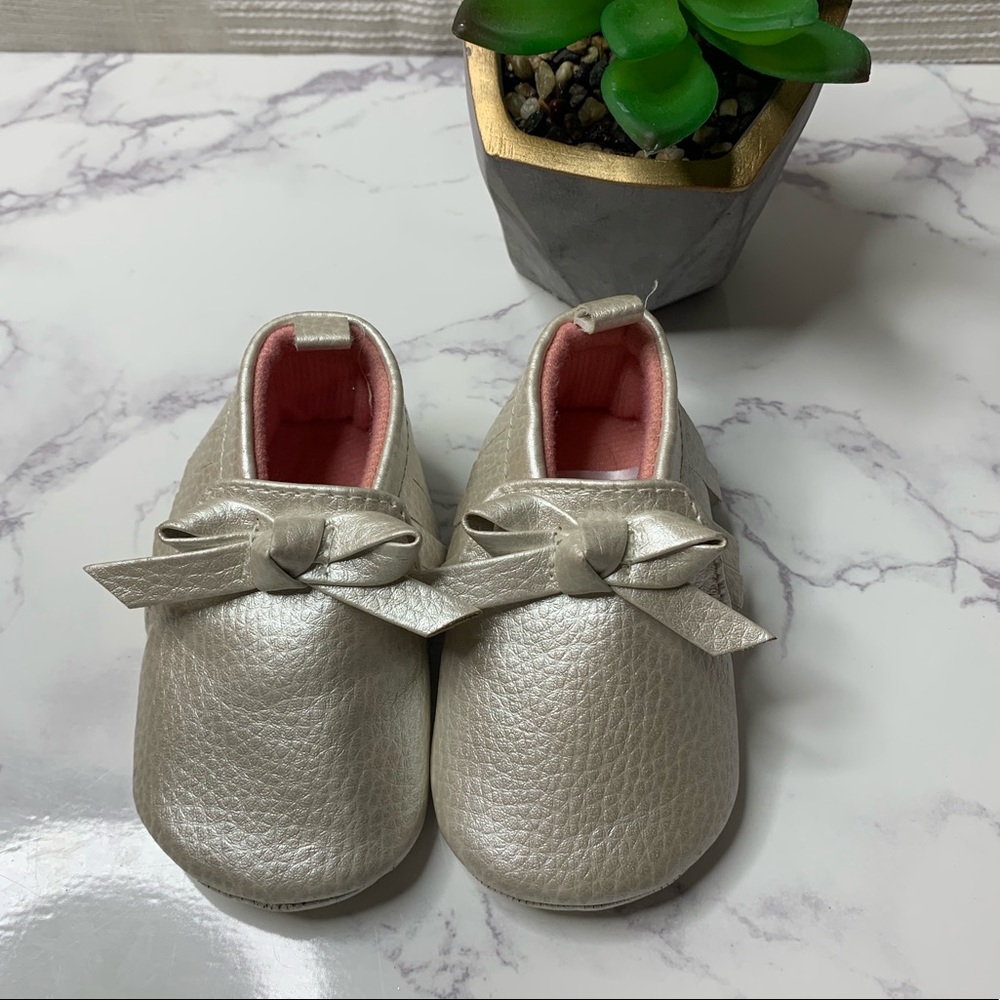 Gold Baby shoes